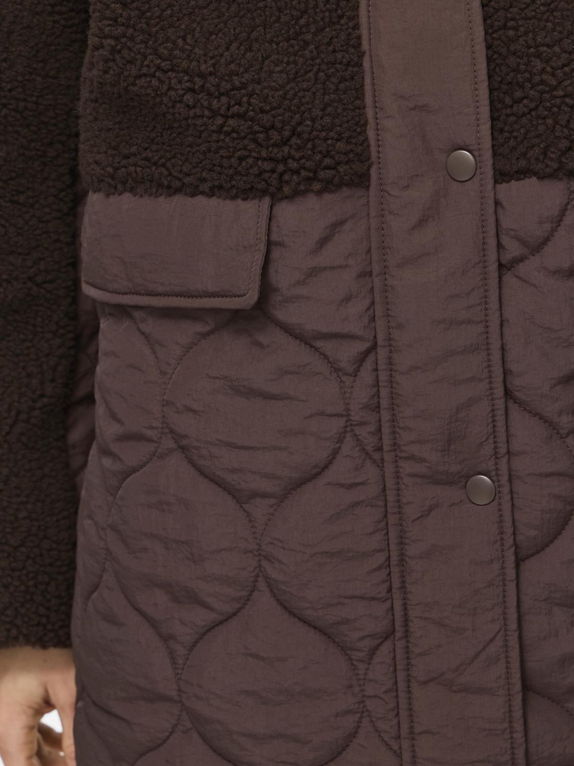 model_shot-detail